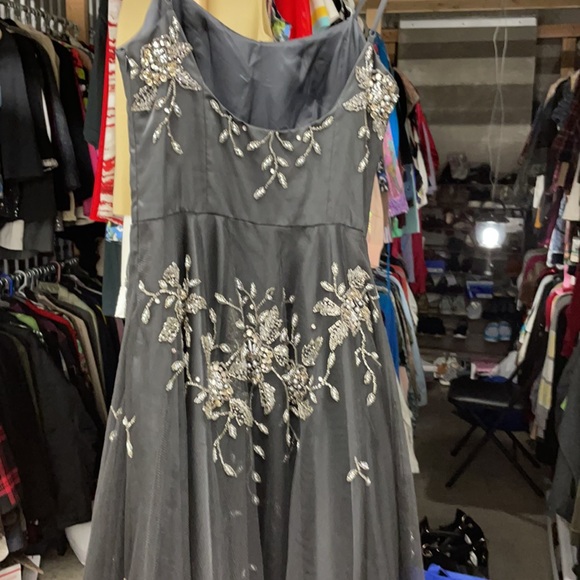 Massive Price Drop, 3\4 length gown - Picture 7 of 9